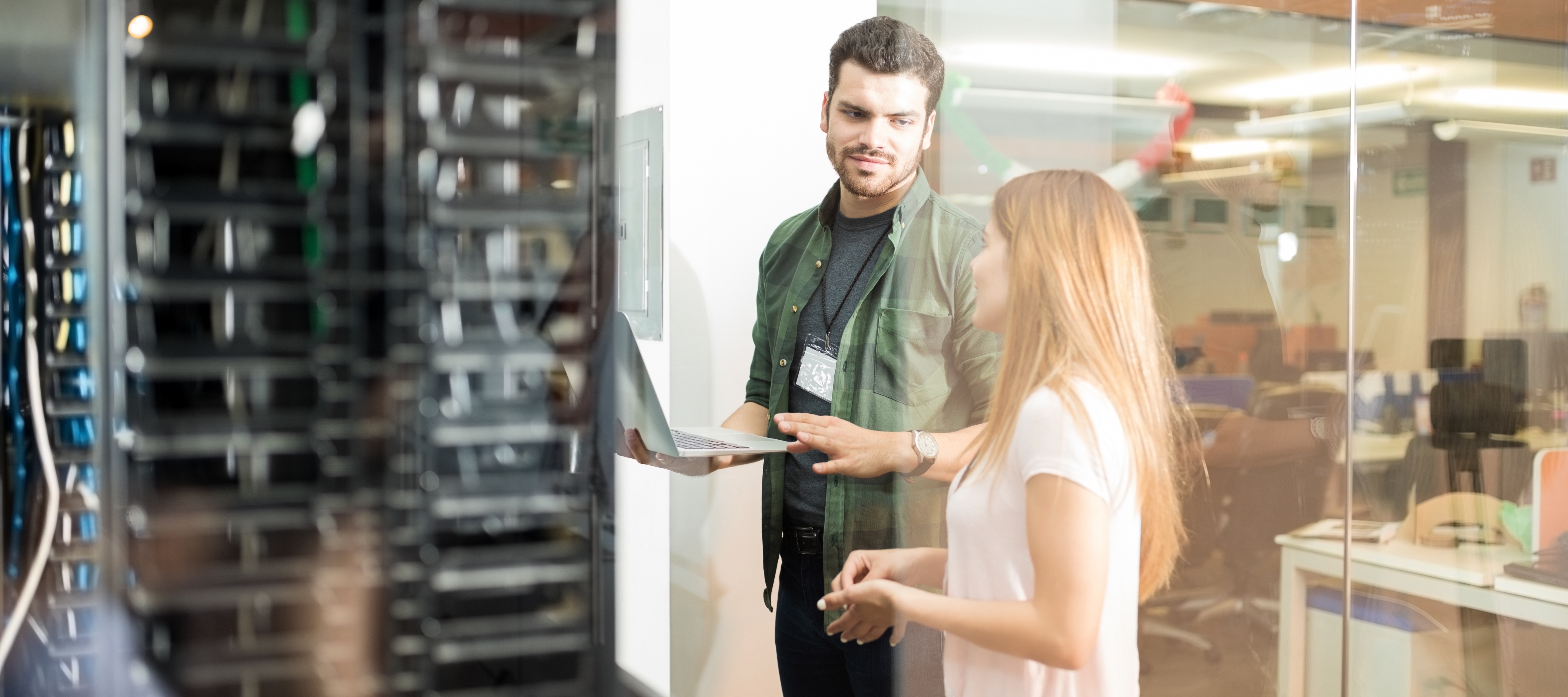 Imagen de Aruba, representando la expansión global de nuestros servicios de contabilidad y consultoría